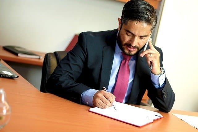 Do I Need a Lawyer For a Construction Contract?
